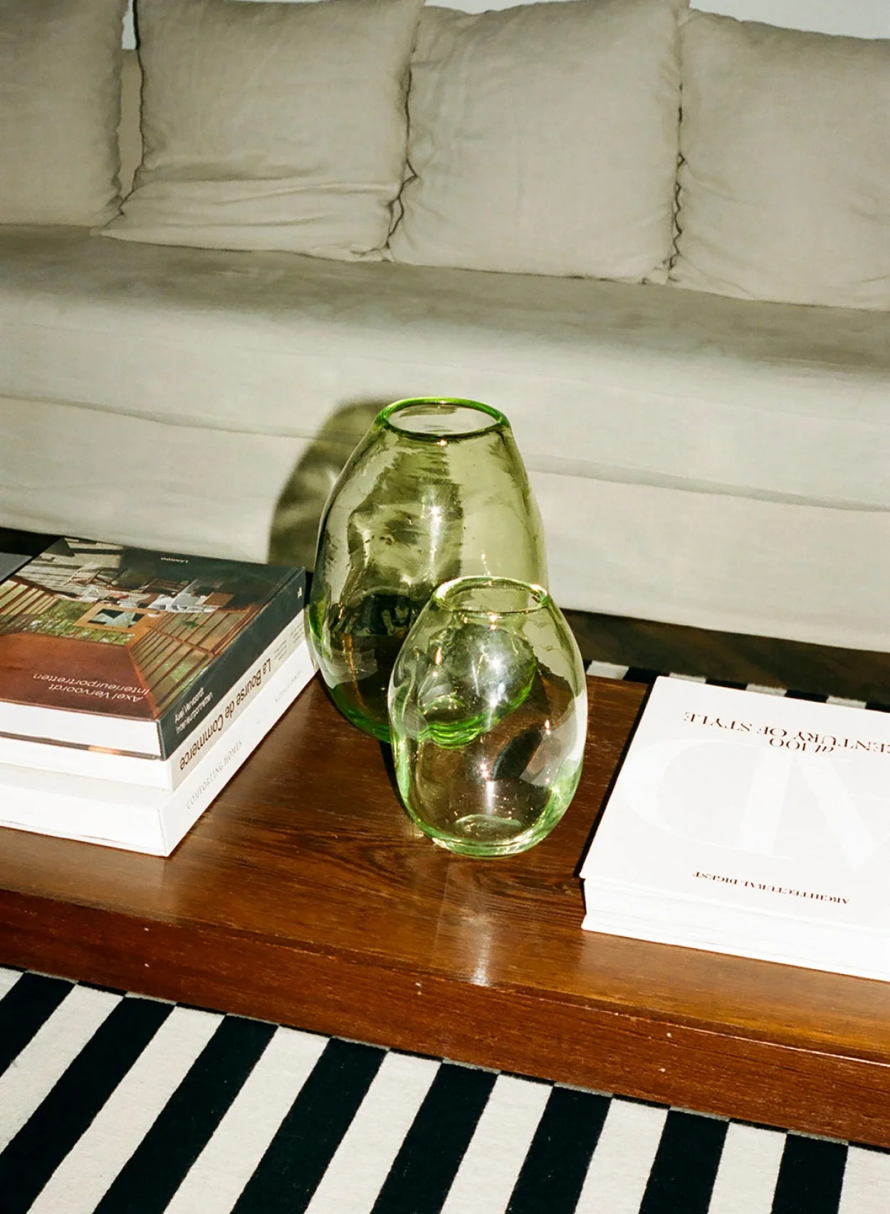 Addled Vase Apple, Large, Nienke Sikkema - RiRa Objects - Image 2