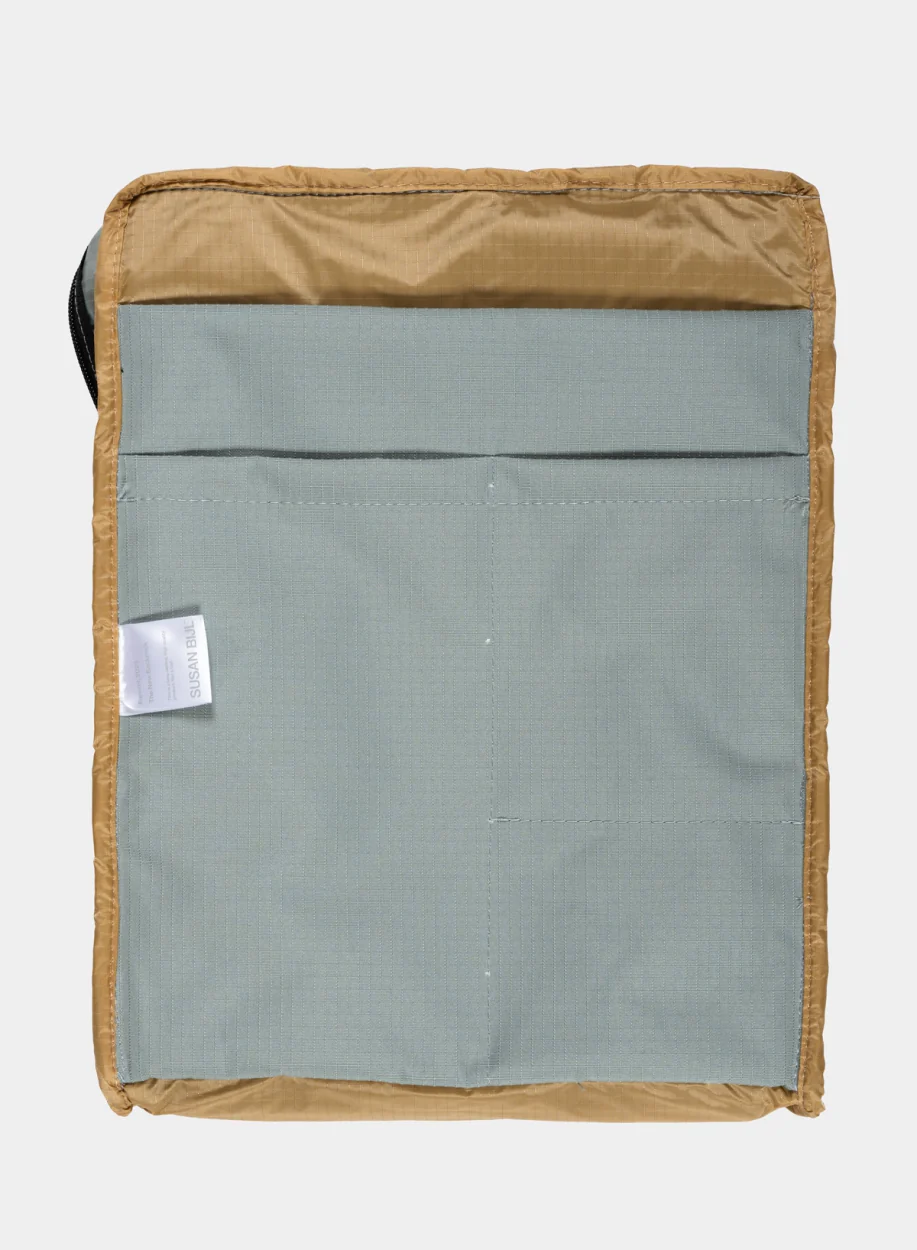 The New Backpack Grey & Camel - Image 5