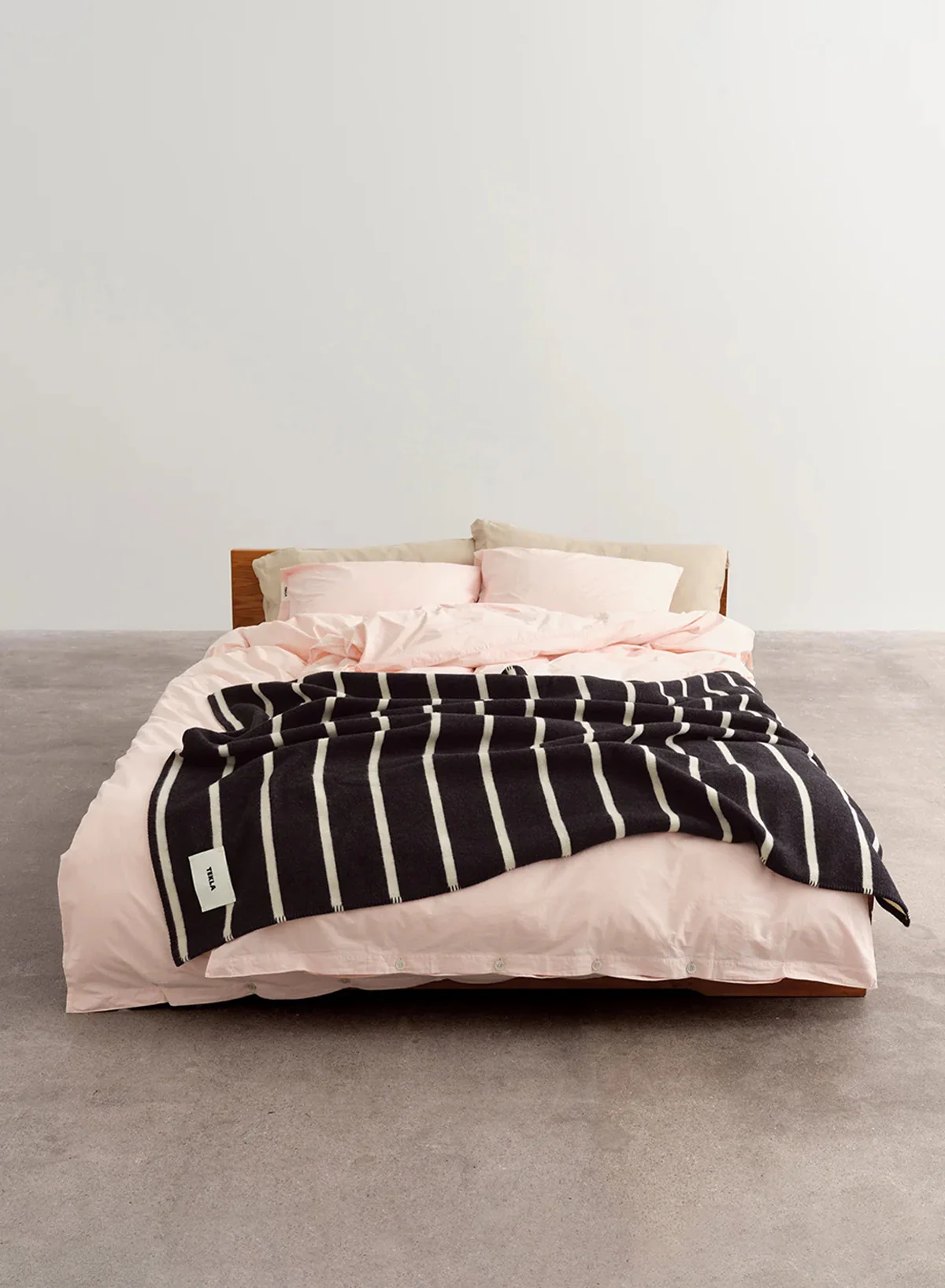 Double Duvet Cover - Petal Pink, 240x220 - Tekla - Image 2