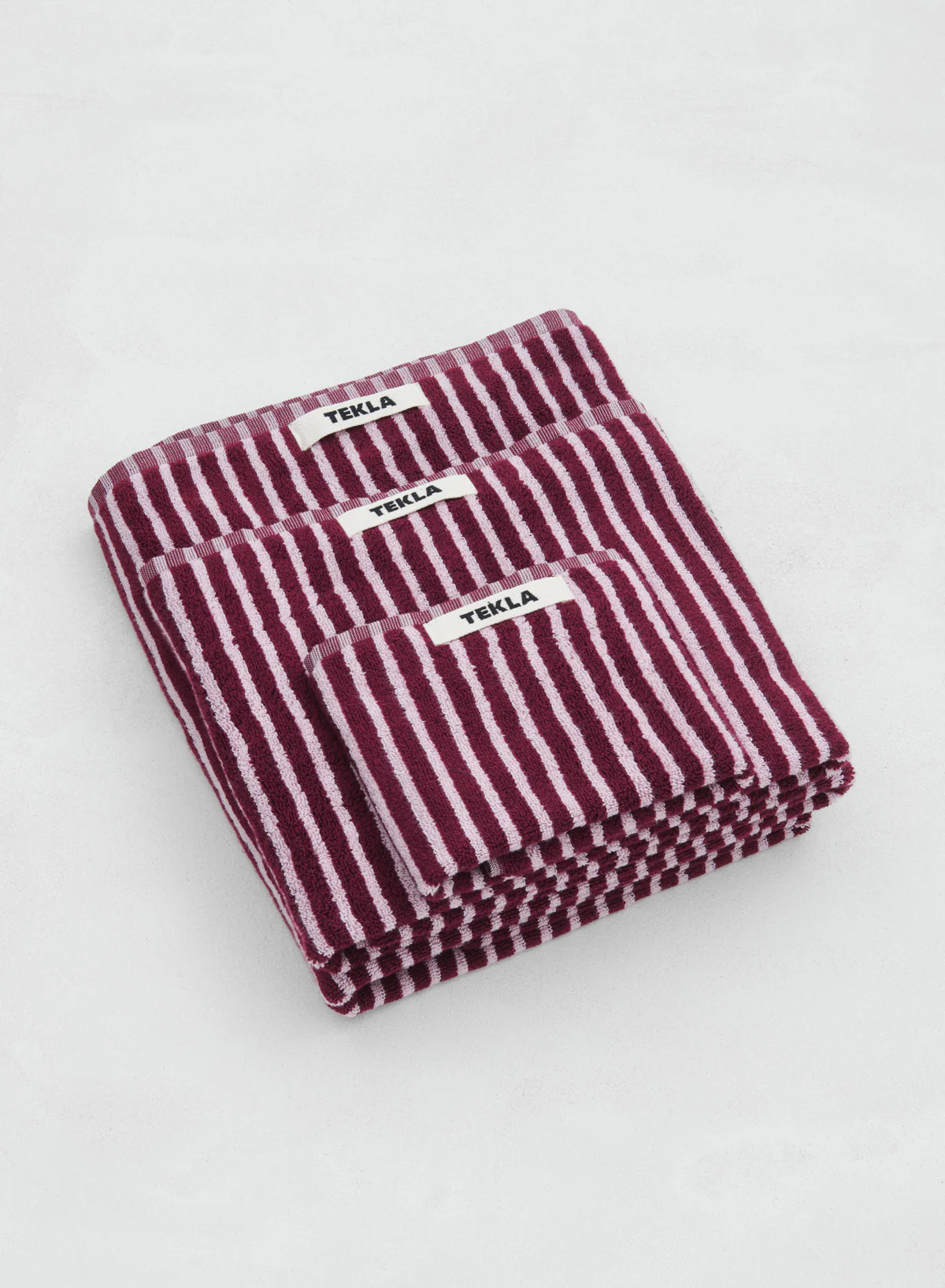 Hand Towel, Red & Rose - Tekla - Image 4