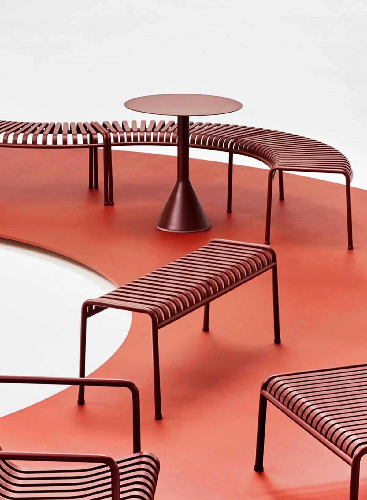 Palissade Bench, Iron Red - HAY - Image 4