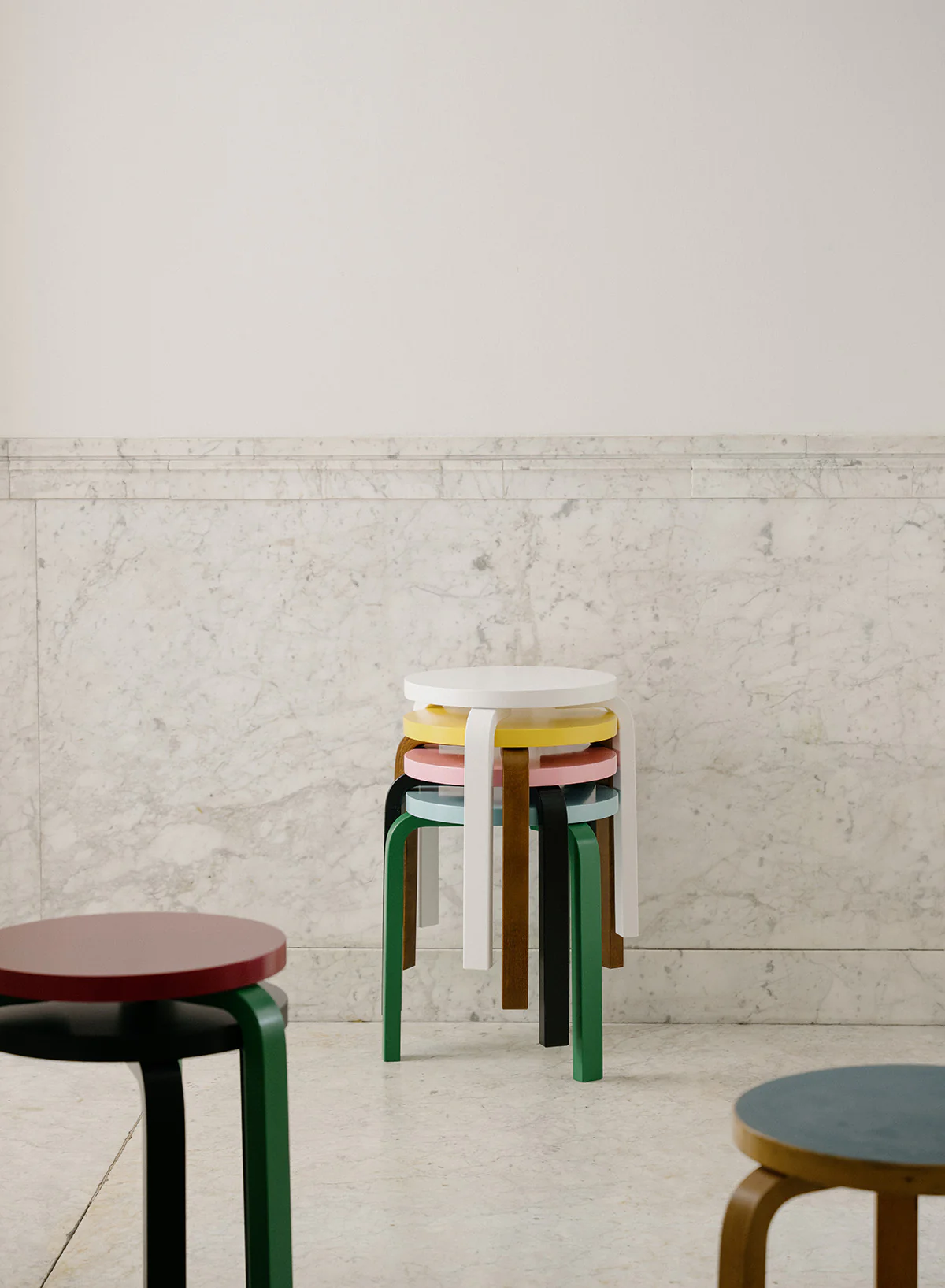 Stool 60, Legs David, Seat Francis - Artek - Image 3