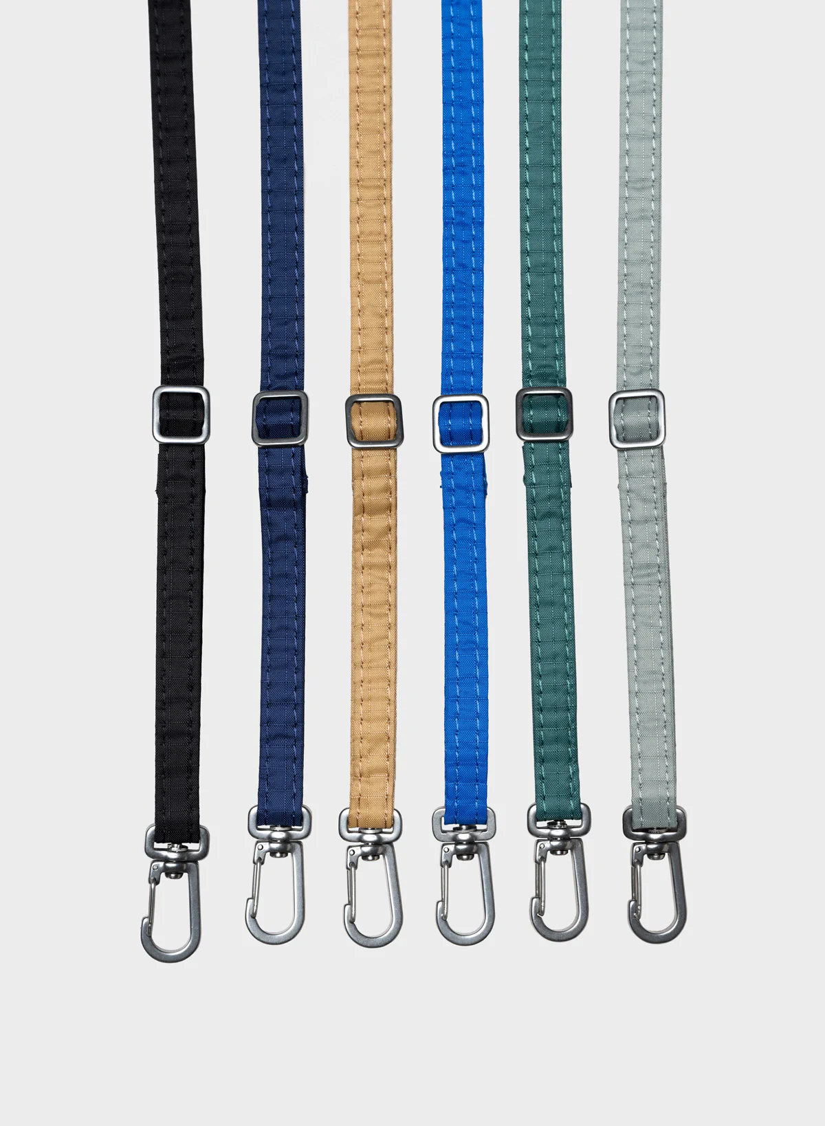 The New Strap Navy Slim - Image 3
