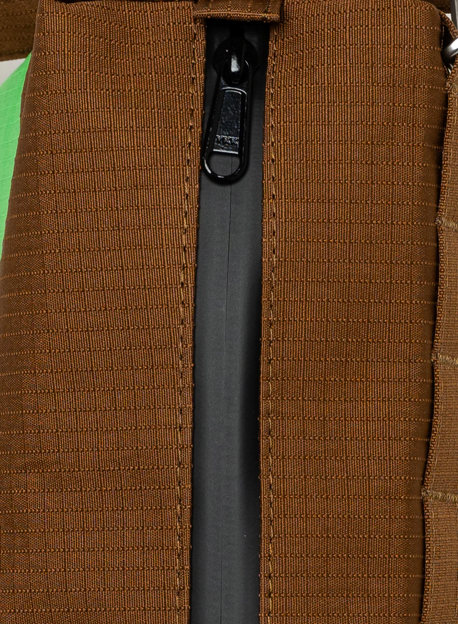 The New Bum Bag Hazel & Greenscreen Medium - Image 4