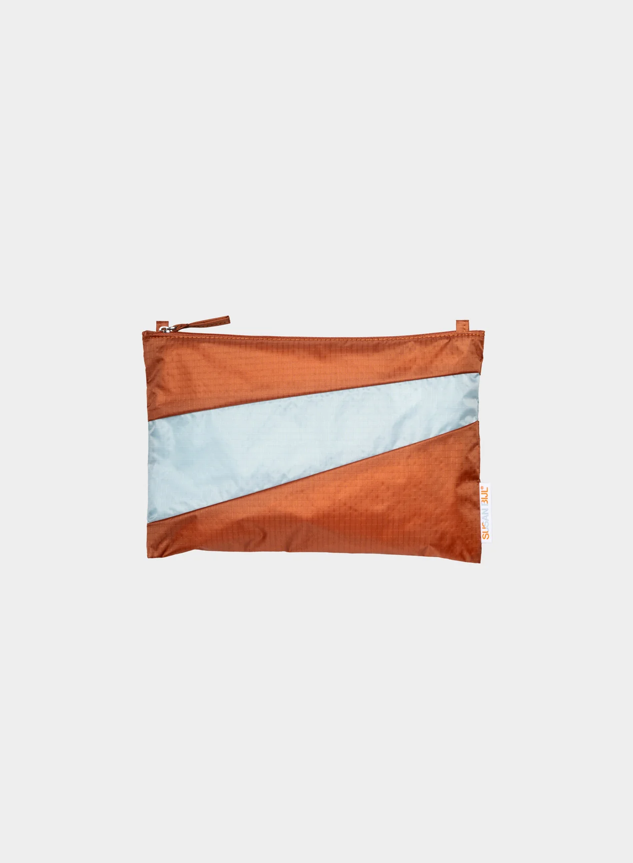 The New Pouch Cinnamon & Surf Spray Medium